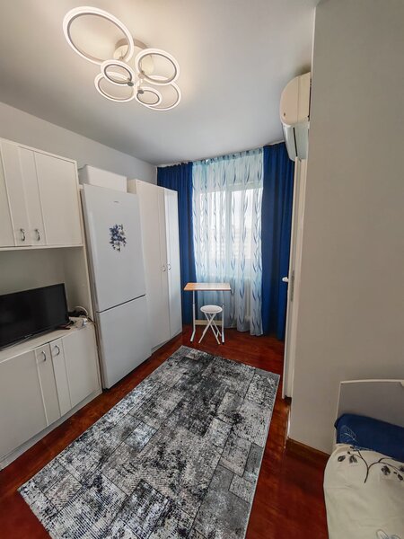 Titan, Nicolae Grigorescu, Postavarul